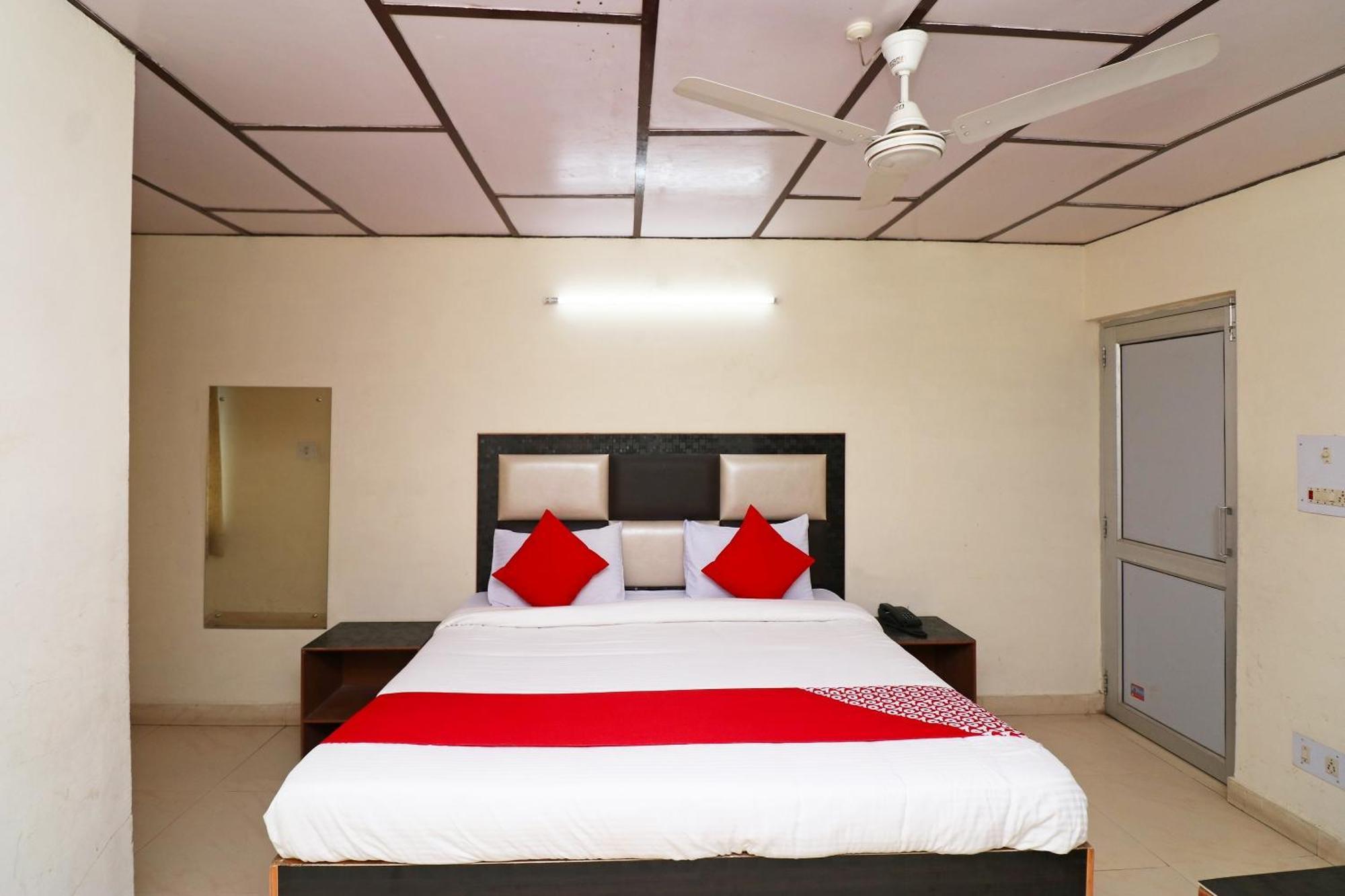 Super Hotel O Country Lodge Dharamshala Exterior foto